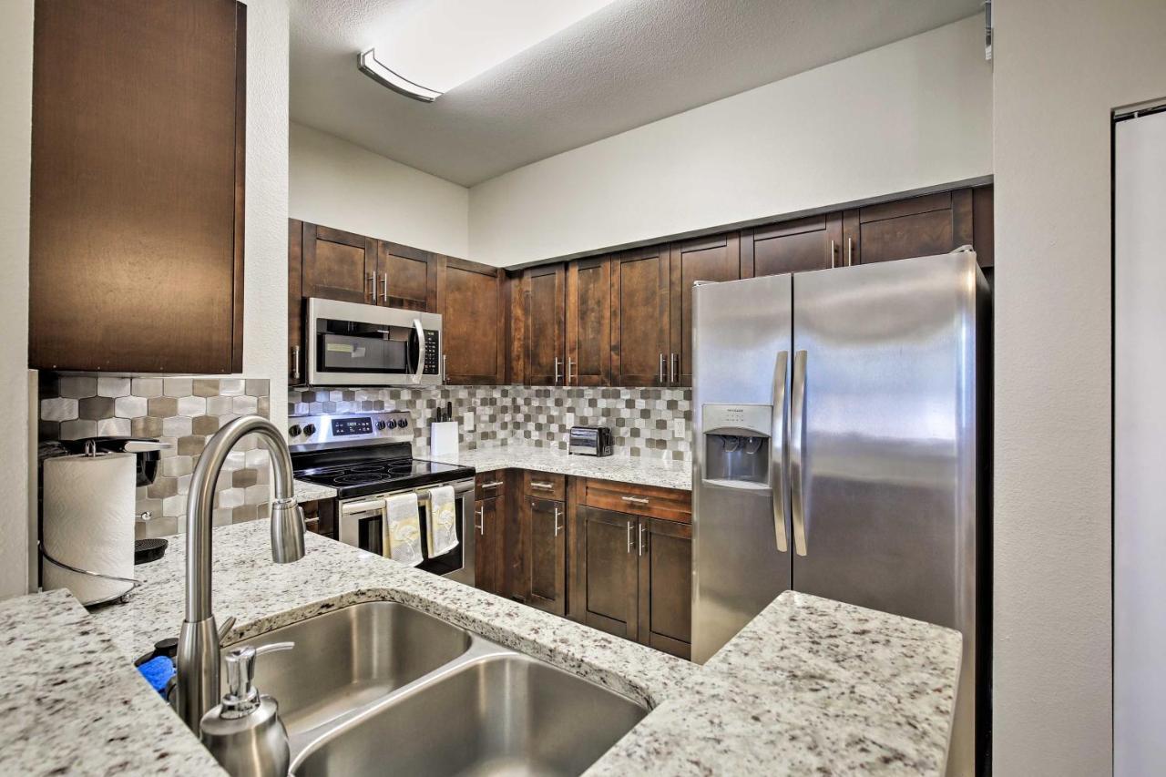 Modern Condo With Pool 4 Mi To Clearwater Beach! Exterior foto